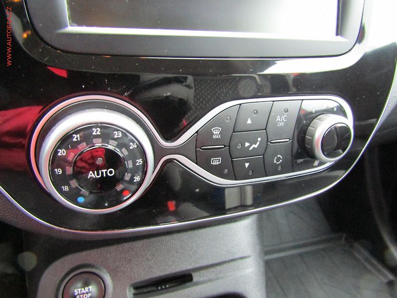Renault Captur (2019) 1.3TCE, ČR, AT, navi, LED - fotka 14 z 19