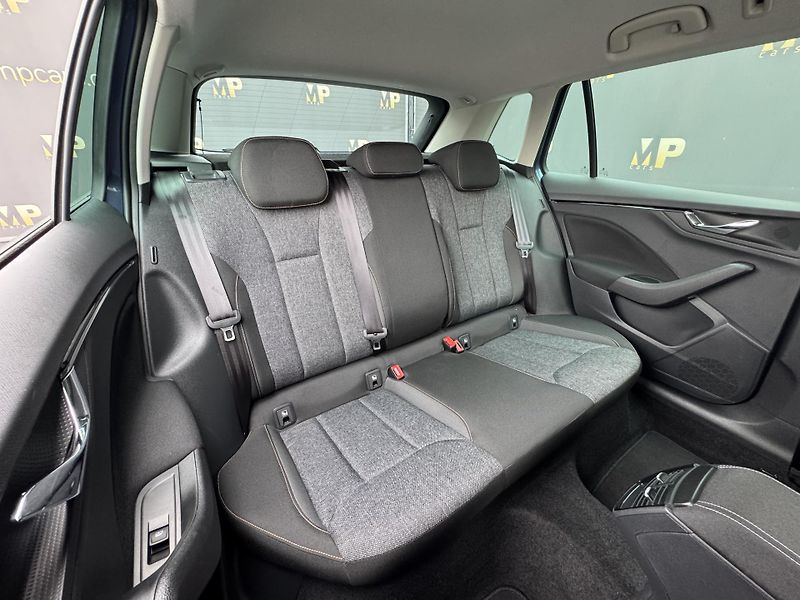 Škoda Kamiq (2021) 1.0TSi MAN Style, Virtual, DPH - fotka 19 z 41