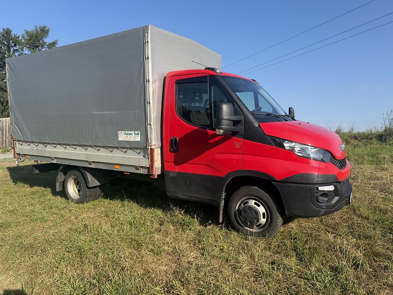 Iveco Daily (2016) 35C13 nové v CZ , 17000km !!! - fotka 1 z 11