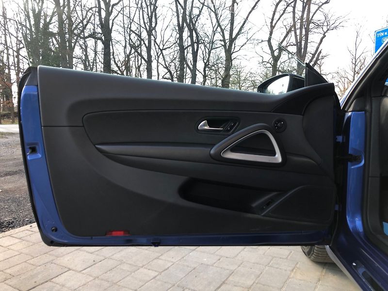 Volkswagen Scirocco (2012) 2.0 Sport - fotka 8 z 42