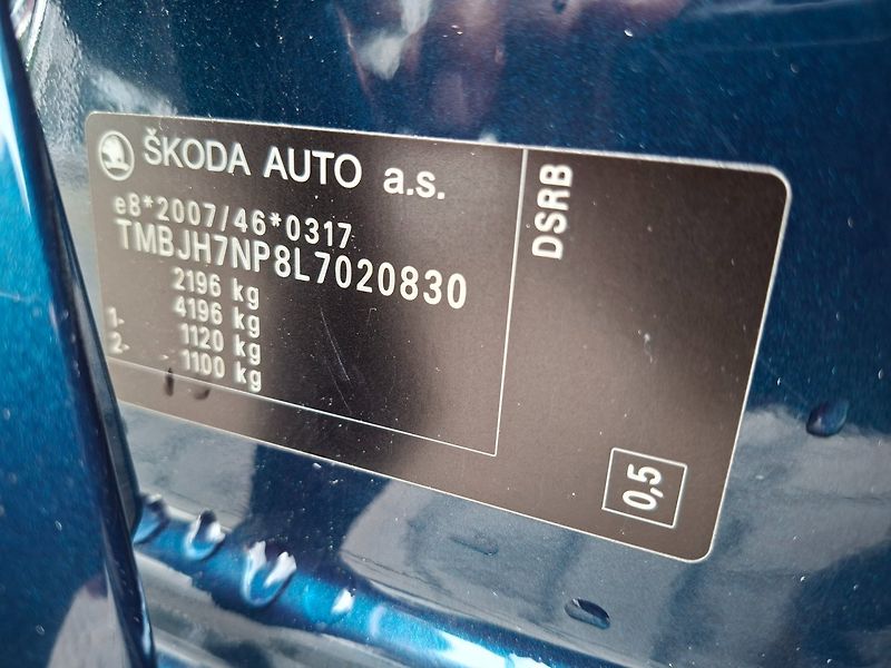 Škoda Superb (2019) 2.0TDI 110kW DSG -WEBASTO-DCC - fotka 37 z 43