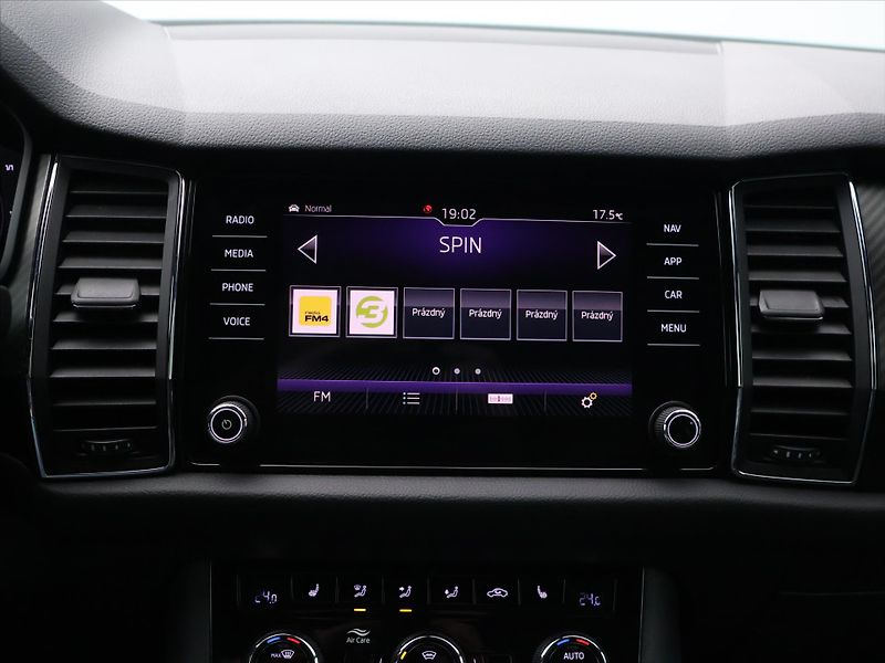 Škoda Kodiaq 2,0 TDI 140kW 4x4 DSG Sportlin - fotka 19 z 30