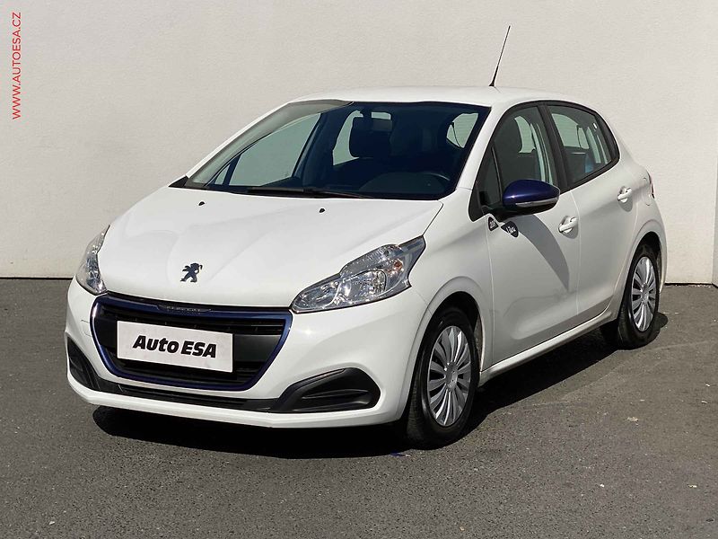 Peugeot 208 (2017) 1.2 PT, AC, tempo - fotka 3 z 16