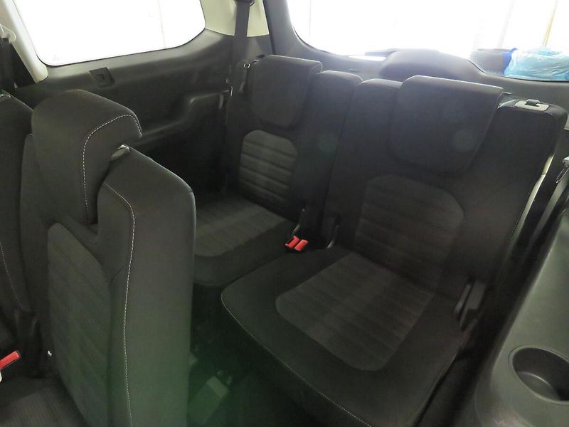 Ford Galaxy - fotka 23 z 24