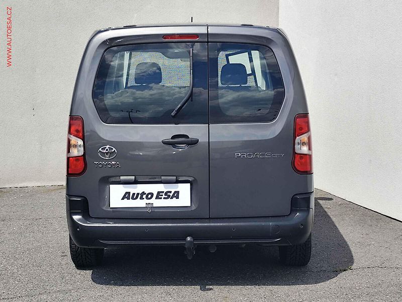 Toyota ProAce City Verso (2021) 1.5D-4D MAXi, ČR, AC, TZ - fotka 5 z 21