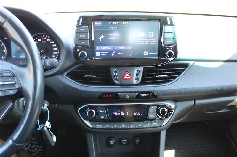 Hyundai i30 1,0 T-GDI  COMFORT, DPH, ČR - fotka 15 z 35