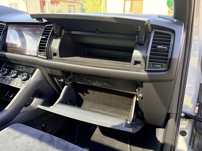 Škoda Kodiaq RS WEBASTO MATRIX CANTON - fotka 70 z 72