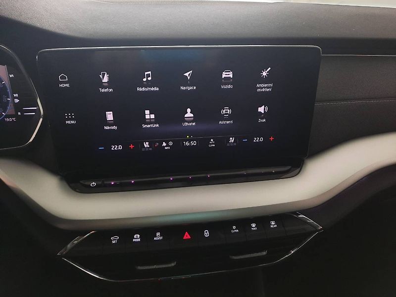Škoda Octavia (2022) Combi Style Plus 2.0 TDI (110k - fotka 14 z 28