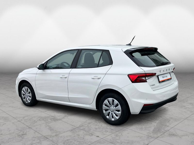 Škoda Fabia 1,0 MPI 59 kW Selection - fotka 6 z 29