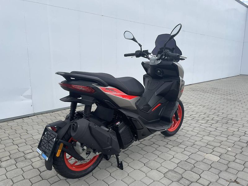 Aprilia (2026) SR GT 125 Sport EU5+ - fotka 3 z 10