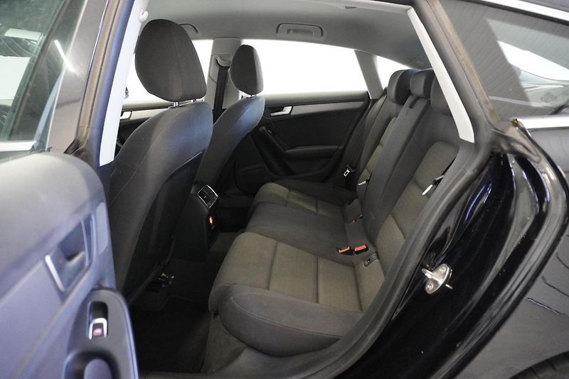 Audi A5 1.8TFSi-125 kW NOVÝ TYP MOTORU - fotka 18 z 20