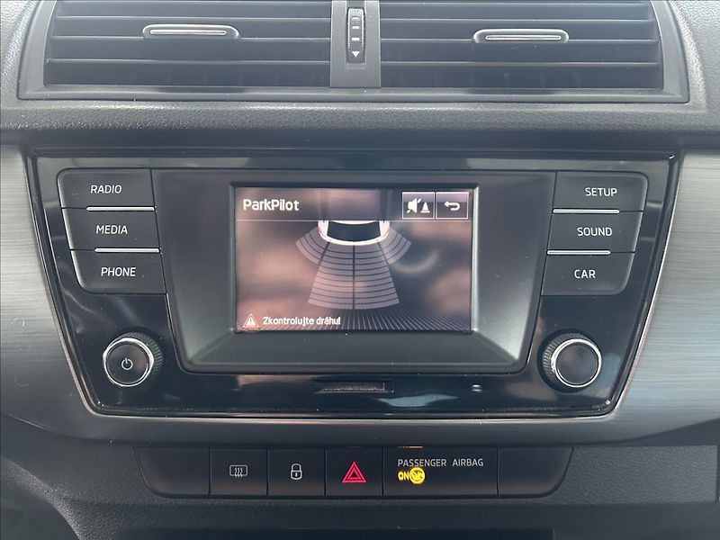 Škoda Fabia 1,0   TSI 81kW,STYLE,SERVISKA - fotka 19 z 26