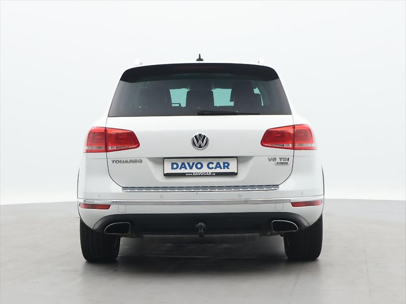 Volkswagen Touareg 3,0 TDI V6 193kW DSG 4M CZ - fotka 5 z 26