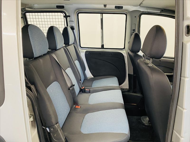 Fiat Dobló 1,4 i 57 kW - fotka 6 z 17