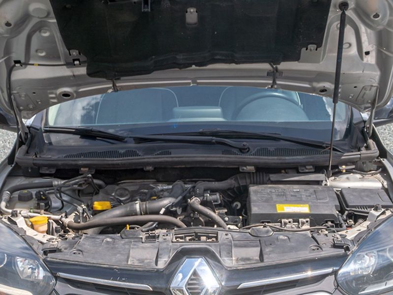 Renault Mégane (2015) 1.2T 97KW – NAVI / BOSE - fotka 45 z 48