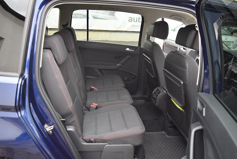Volkswagen Touran (2018) 1.4TSI 110kw CLBMT ED. SOUND  - fotka 43 z 50