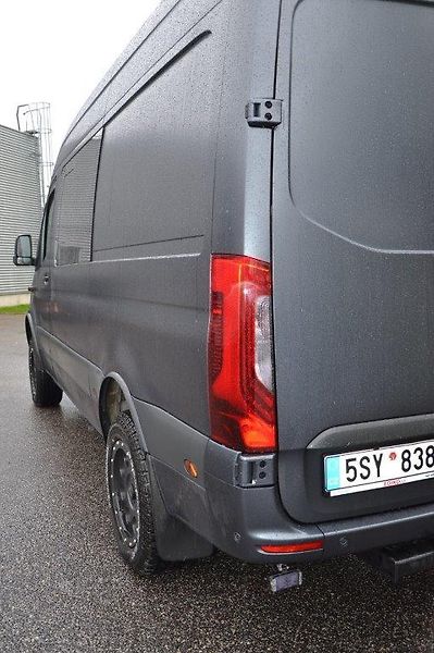 Mercedes-Benz Sprinter Sprinter 319  Camper V6 4x4 - fotka 42 z 86