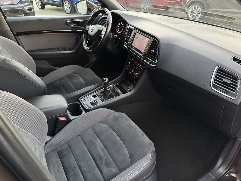 Seat Ateca (2018) 1.4TSi LED Navi Kamera ACC - fotka 18 z 50