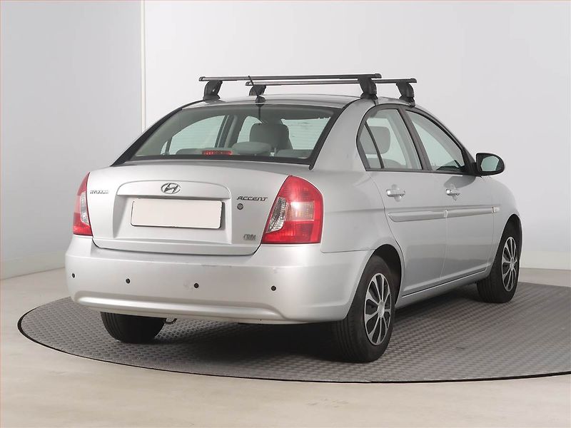 Hyundai Accent (2009) 1.5 CRDi, po STK - fotka 5 z 14