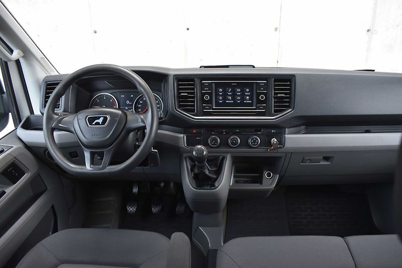 Volkswagen Crafter 2.0TDI 7.MÍST*DPH*DOUBLECAB* - fotka 16 z 28