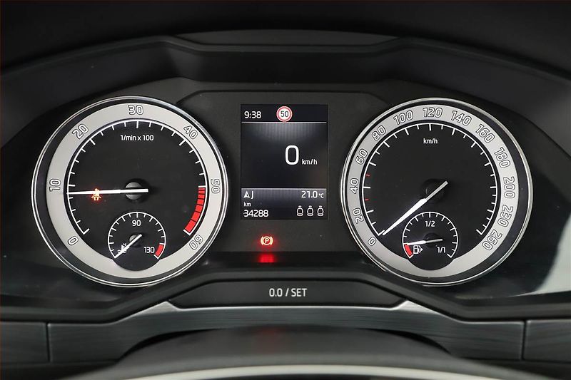 Škoda Superb (2020) 2.0 TDI - fotka 10 z 18
