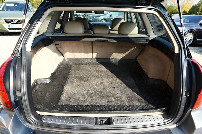 Subaru Outback (2004) 3,0R  H6 180 kW - fotka 12 z 52