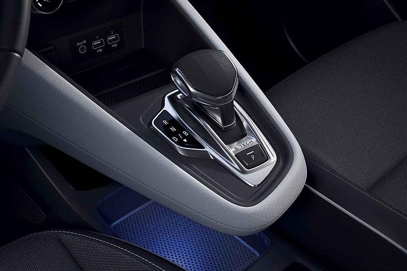 Už jen automat se bude nacházet v interiéru vozu Renault Mégane RS