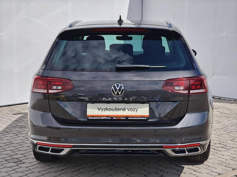 Volkswagen Passat Business  2,0TDi - fotka 22 z 23