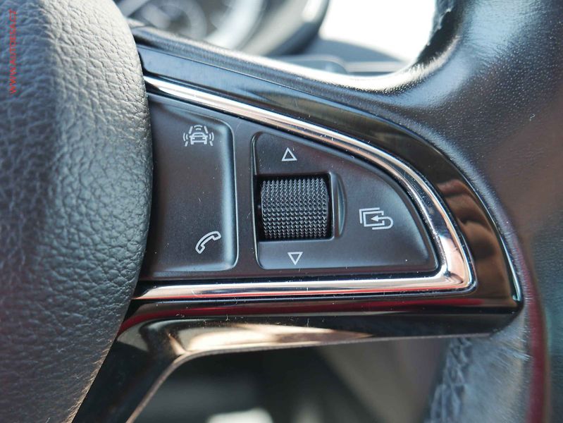 Škoda Octavia (2019) 1.8 TSi 4x4, ČR, Style, DSG - fotka 15 z 17