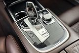 BMW Řada 7 740d xDrive - náhled 26