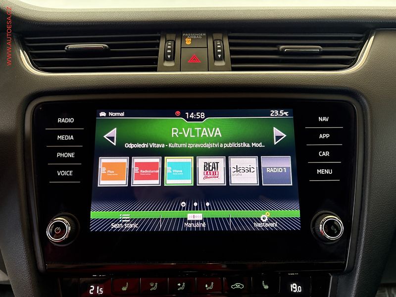 Škoda Octavia (2018) 2.0 TDi, ČR, DSG, LED, AC - fotka 13 z 19
