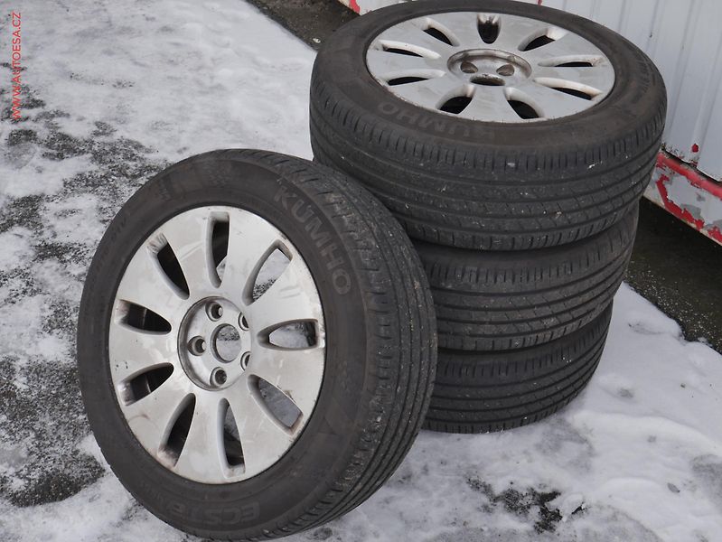 Audi A4 (2006) 1.9 TDi, AAC, TZ - fotka 14 z 14