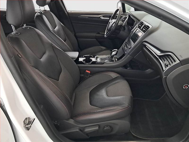 Ford Mondeo (2018) ST-Line 2.0 TDCI, 4X4 - fotka 9 z 25