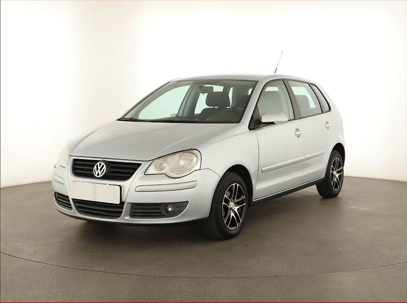 Volkswagen Polo (2007) 1.2, Serv.kniha, po STK - fotka 2 z 12