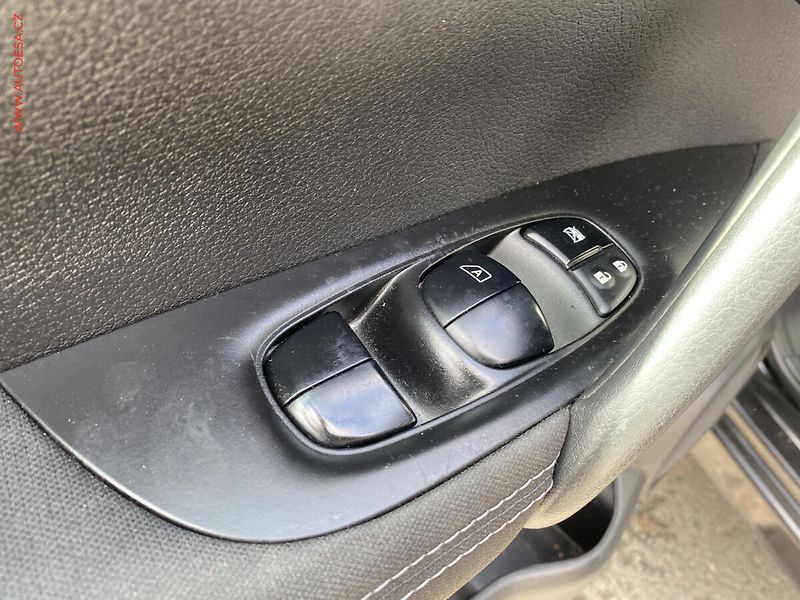 Nissan Qashqai (2017) 1.5dCi, AAC, tempo - fotka 13 z 14