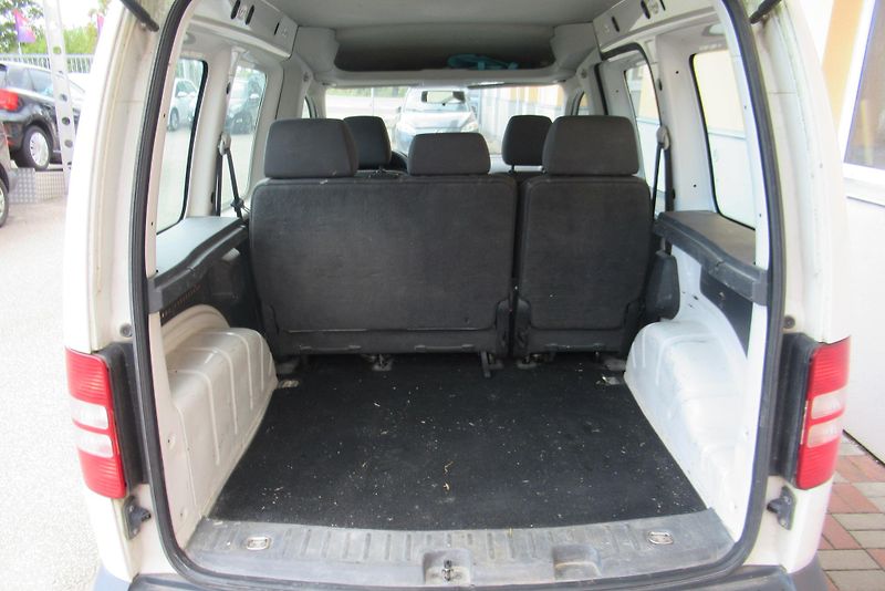 Volkswagen Caddy 1.6TDI KLIMA VŮZ NA OPRAVU !! - fotka 15 z 15