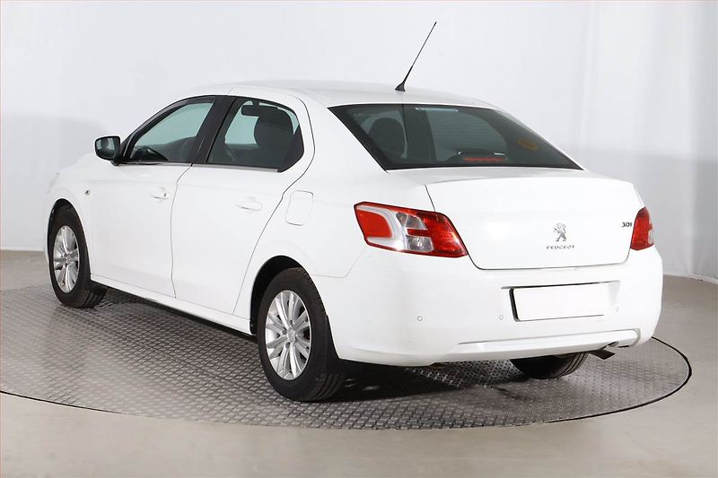 Peugeot 301 (2014) 1.2 VTi, Automat, Serv.kniha - fotka 4 z 17