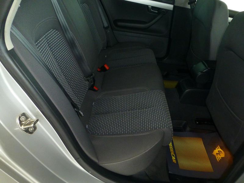 Seat Exeo (2012) 2,0TDI-105KW*ALU*DIGI***PARK.S - fotka 20 z 24