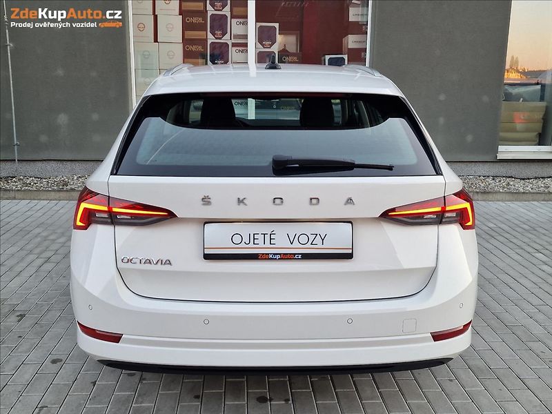 Škoda Octavia 1.0TSI 81kW Style Combi,1.Maj - fotka 9 z 50