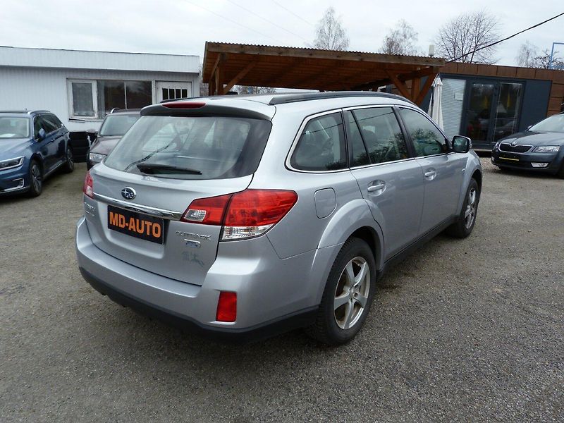 Subaru Outback 2,0D  110kW BRD - fotka 5 z 18
