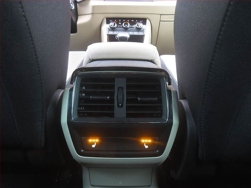Škoda Karoq (2019) Style 2.0 TDI - fotka 16 z 17