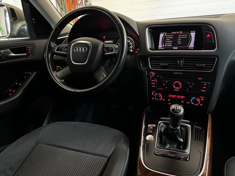 Audi Q5 (2009) 2.0 TDI 125 KW Quattro - fotka 13 z 26