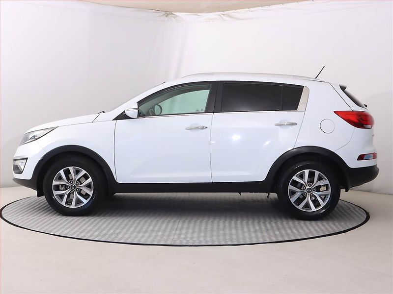 Kia Sportage (2015) 1.6 GDI, Serv.kniha, Tempomat - fotka 3 z 17