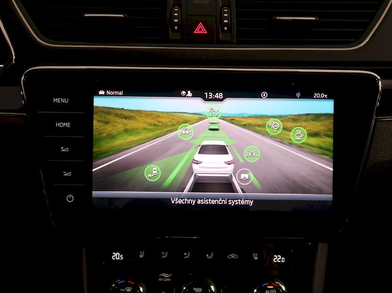 Škoda Superb (2023) LAURIN&KLEMENT 2.0TSI 206KW 4x - fotka 29 z 47