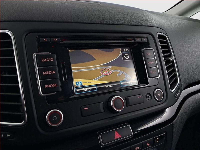Seat Alhambra (2012) 2.0 TDI, Automat, 7 míst, Navi - fotka 13 z 21