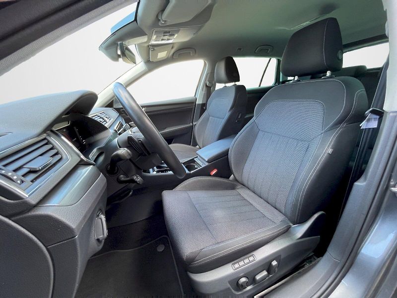 Škoda Superb (2023) 2.0 TDI 110kW DSG Style Plus c - fotka 24 z 35