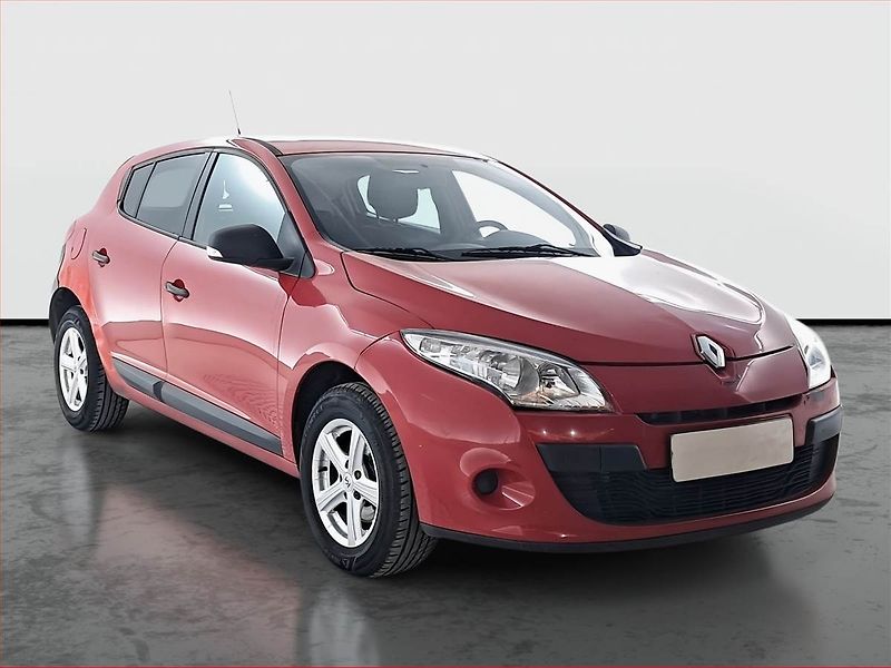 Renault Mégane (2011) 1.6 16V, po STK, Klima - fotografie inzerátu