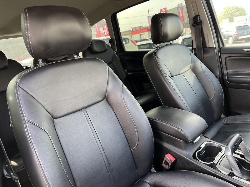 Ford S-MAX 2.0TDCi 7MÍST TEMPOMAT KŮŽE - fotka 34 z 43