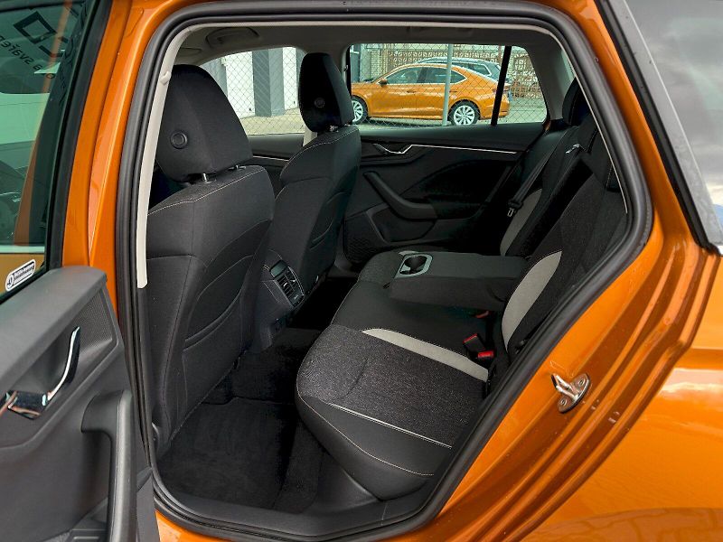 Škoda Kamiq (2024) 1.5 TSI 110 kW Style Plus - fotka 9 z 24