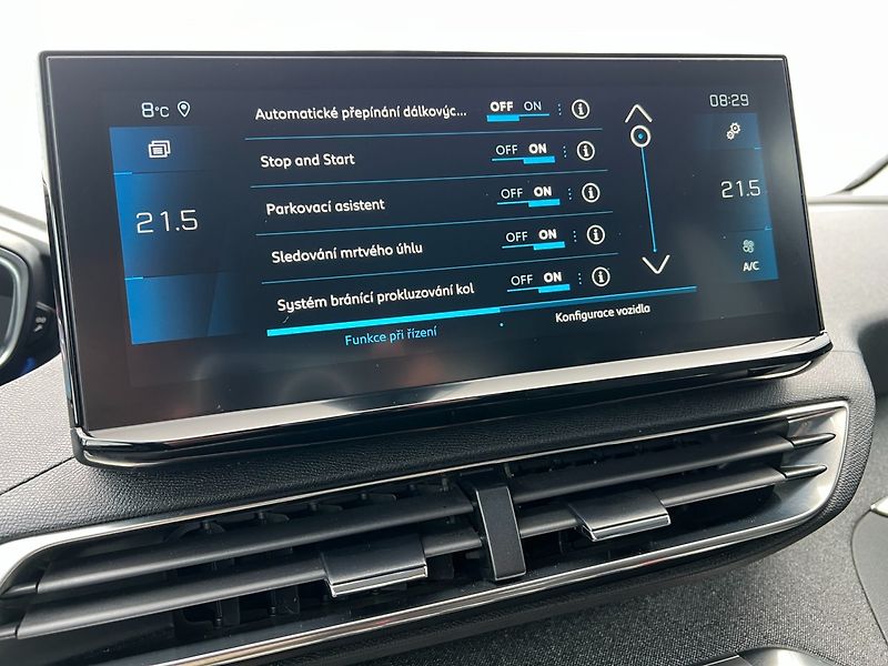 Peugeot 3008 (2021) 1.2PT 96kW! ALLURE! Tažné! ČR! - fotka 31 z 41